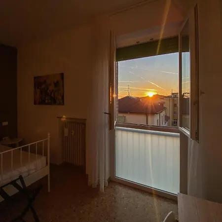 Apartment 21