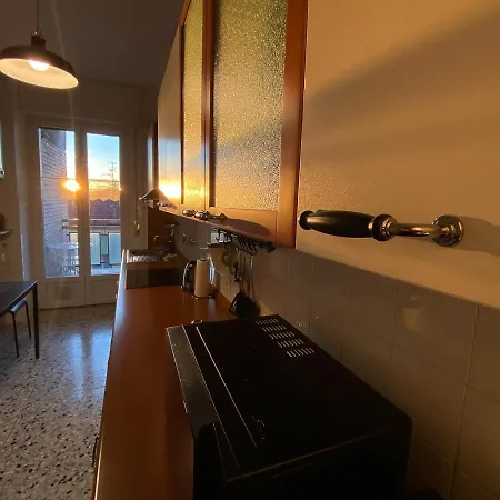 Apartment 21